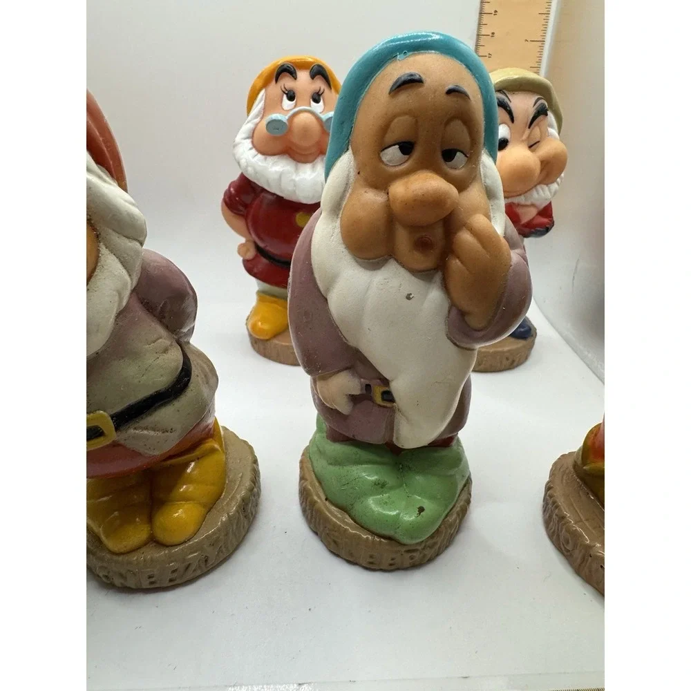 Disney Vintage Seven 7 Dwarves Vinyl Rubber Squeaky Toy Figures Lot Snow White